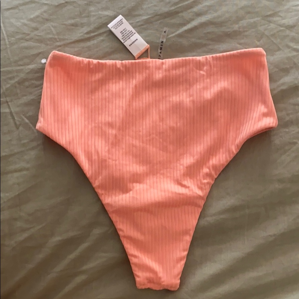 Vitamin A Lupe Bottom NWOT - Picture 2 of 5